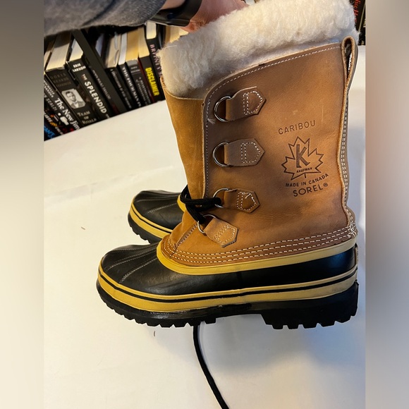 EUC Sorel CARIBOU™ MEN'S WATERPROOF BOOT Size 8 - Picture 5 of 10